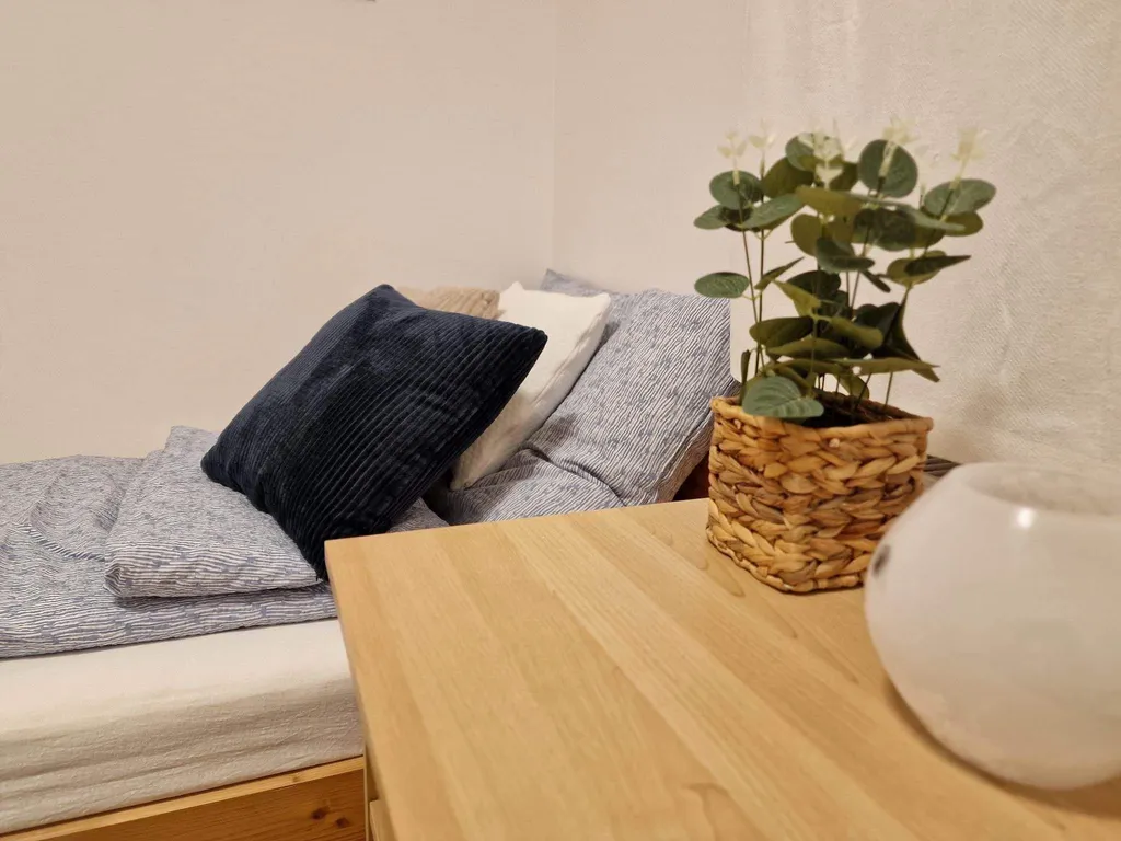 2. Földszinti szoba egyszemélyes ágy, oldalról